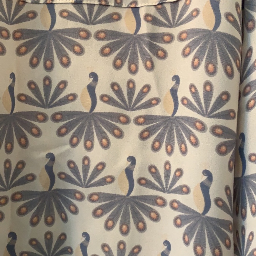 Express Pattern Button Up - Picture 3 of 3